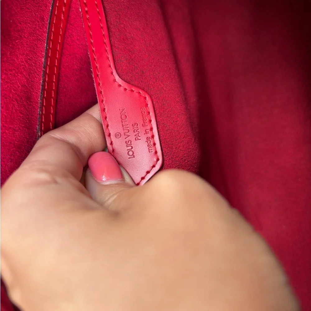 Louis Vuitton Red Satchel Bag - Picture 16 of 16